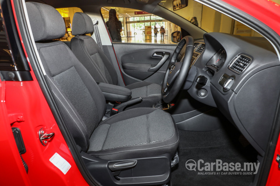 Volkswagen Vento Mk5 facelift (2016) Interior