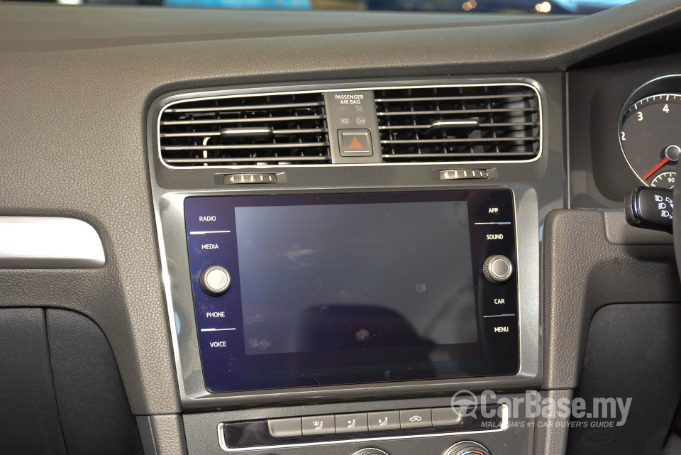Volkswagen Golf Mk7.5 (2018) Interior