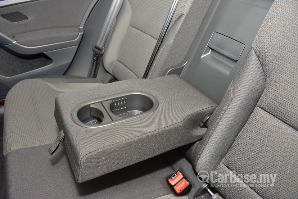 Volkswagen Golf Mk7.5 (2018) Interior