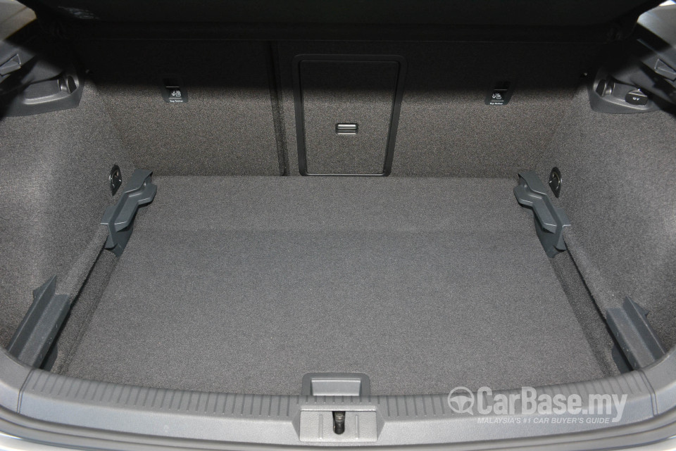 Volkswagen Golf Mk7.5 (2018) Interior