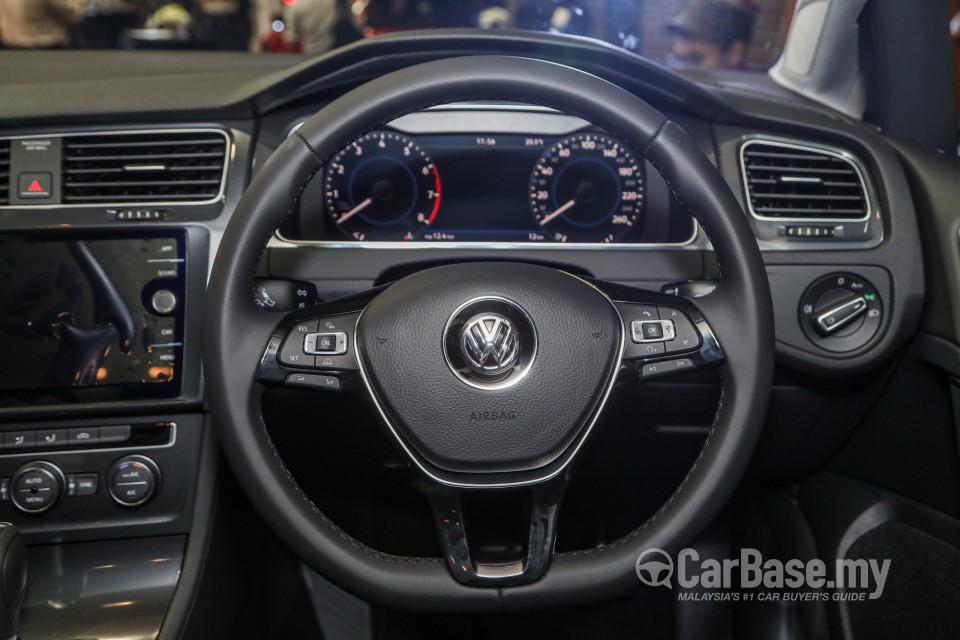 Volkswagen Golf Mk7.5 (2018) Interior