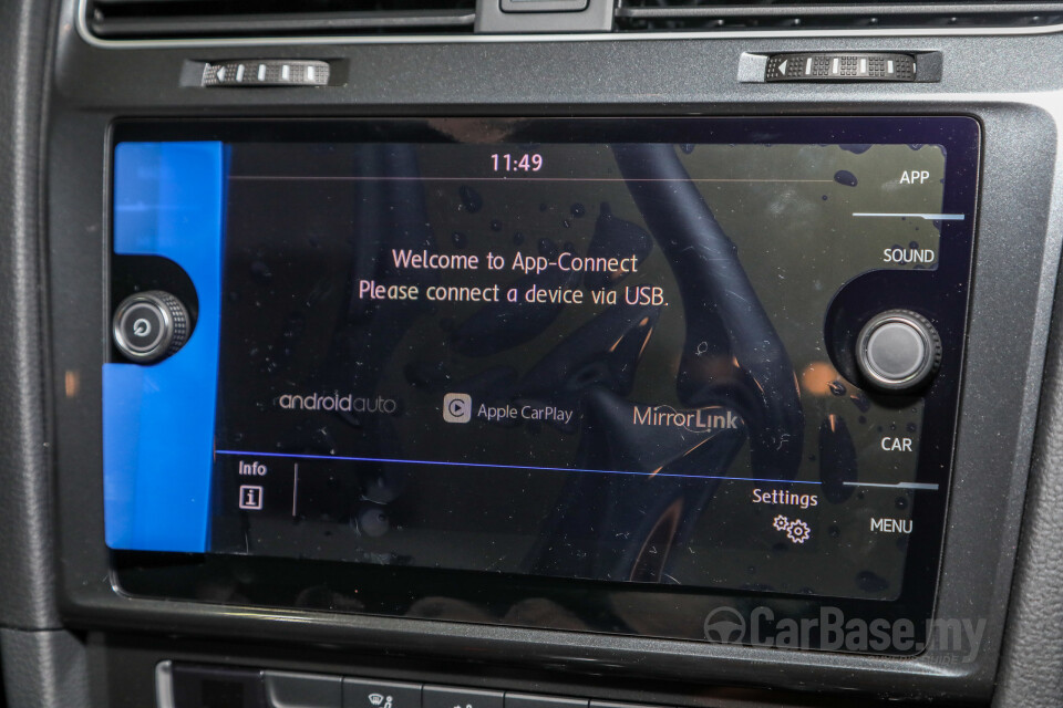 Nissan Navara D23 (2015) Interior