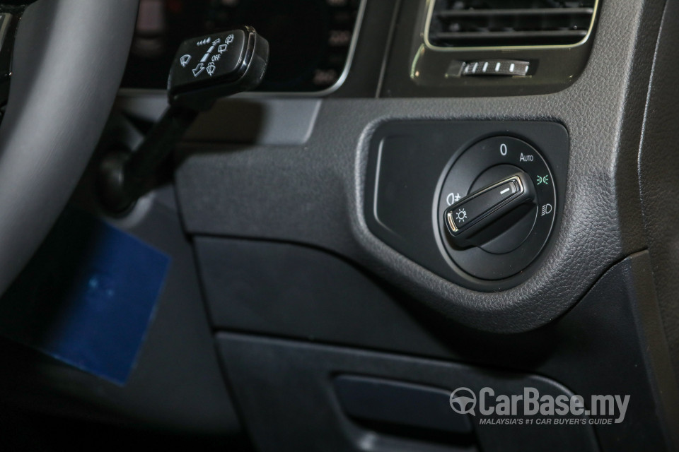 Volkswagen Golf Mk7.5 (2018) Interior
