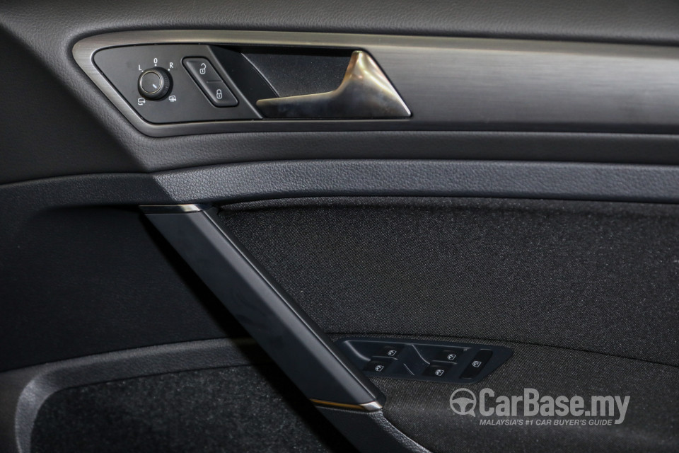 Volkswagen Golf Mk7.5 (2018) Interior