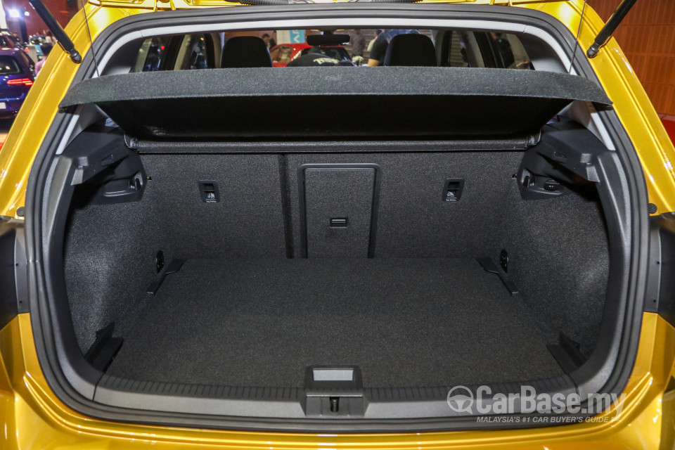 Volkswagen Golf Mk7.5 (2018) Interior