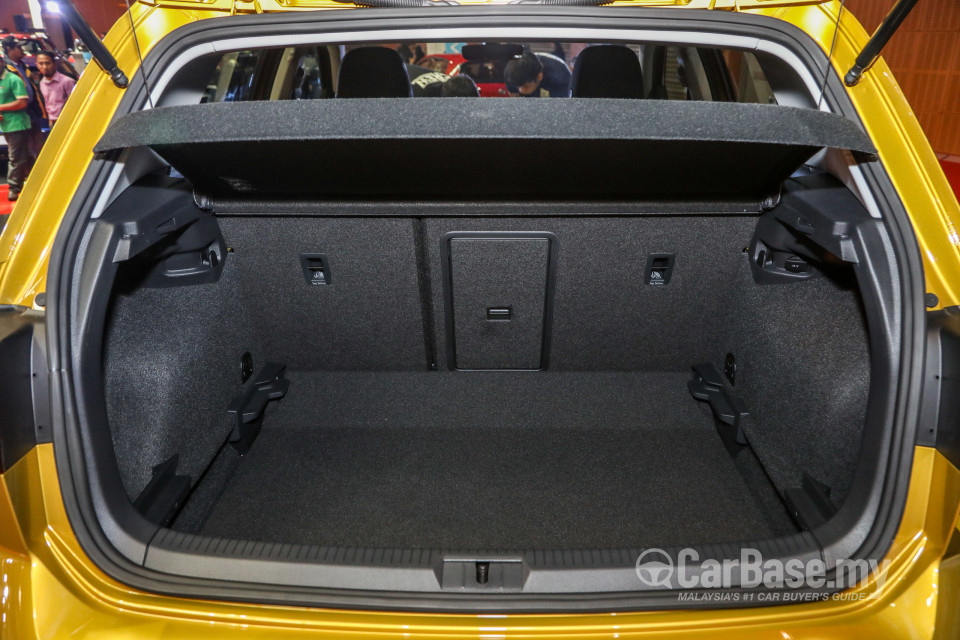 Volkswagen Golf Mk7.5 (2018) Interior