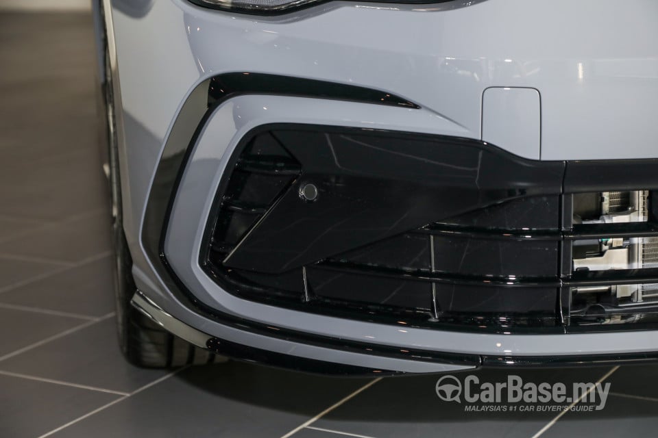Volkswagen Golf Mk8 (2021) Exterior