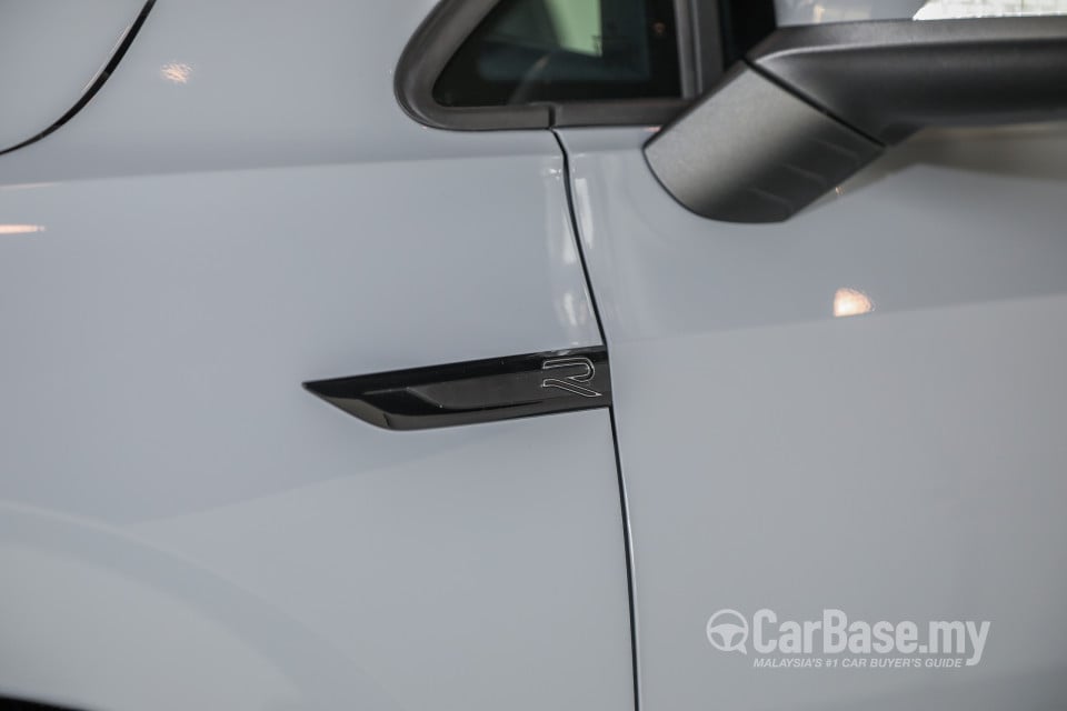 Volkswagen Golf Mk8 (2021) Exterior