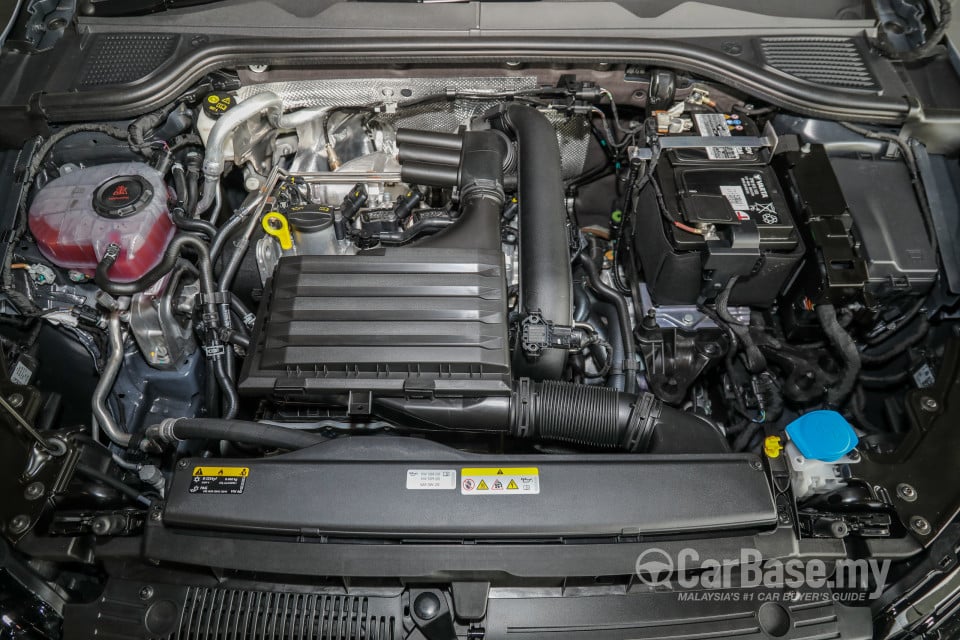 Volkswagen Golf Mk8 (2021) Exterior