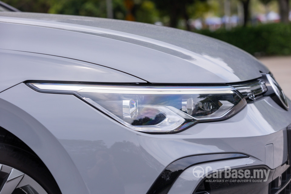 Volkswagen Golf Mk8 (2021) Exterior