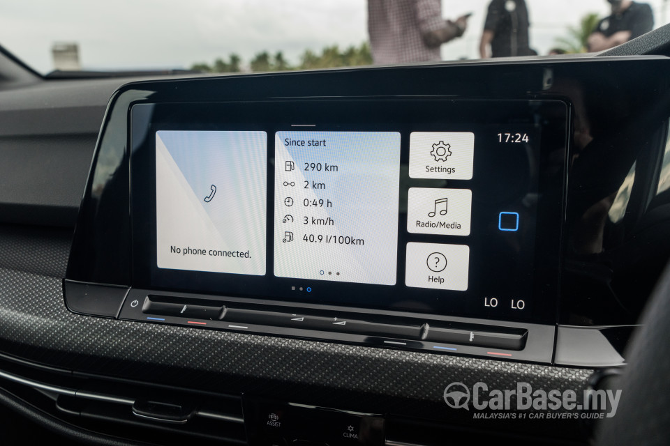 Volkswagen Golf Mk8 (2021) Interior