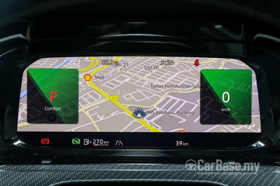 Volkswagen Golf Mk8 (2021) Interior