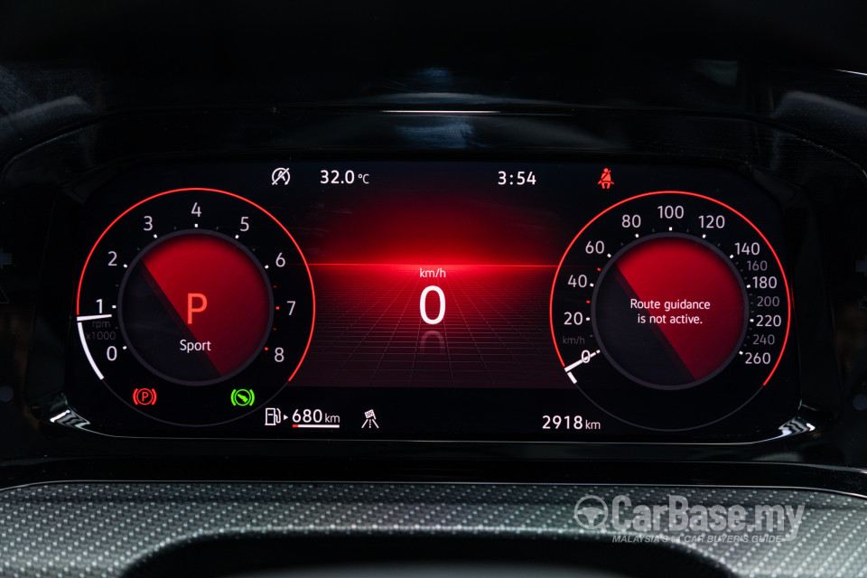 Volkswagen Golf Mk8 (2021) Interior