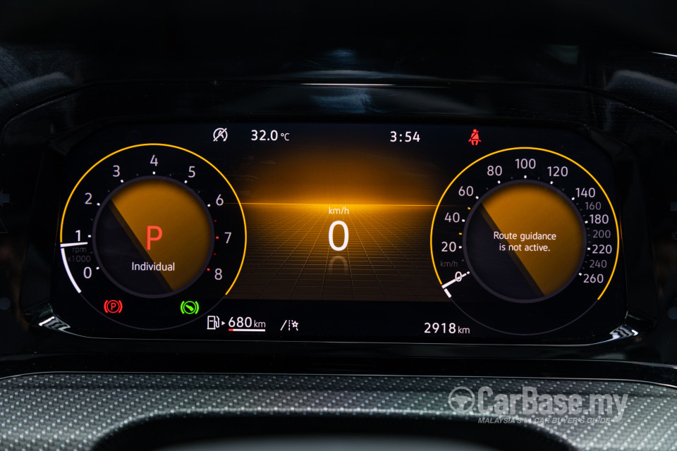 Volkswagen Golf Mk8 (2021) Interior