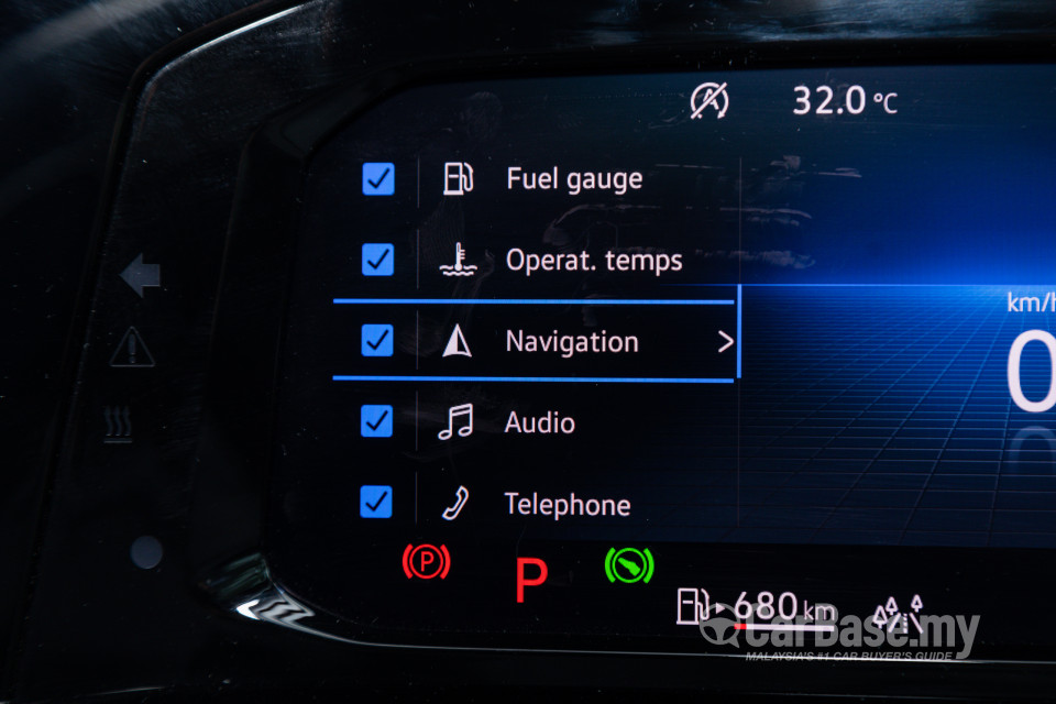 Volkswagen Golf Mk8 (2021) Interior