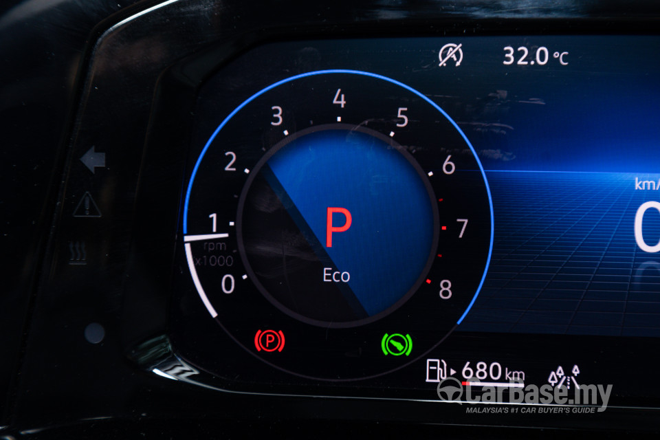 Volkswagen Golf Mk8 (2021) Interior