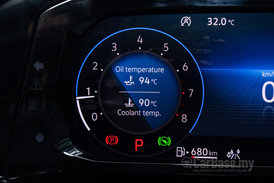 Volkswagen Golf Mk8 (2021) Interior