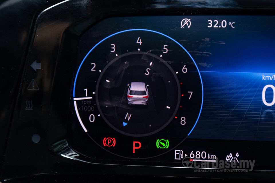 Volkswagen Golf Mk8 (2021) Interior