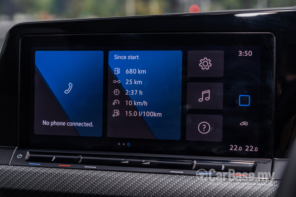 Volkswagen Golf Mk8 (2021) Interior