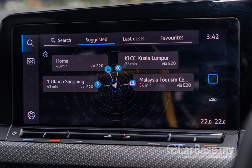 Volkswagen Golf Mk8 (2021) Interior