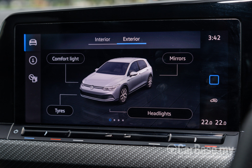 Volkswagen Golf Mk8 (2021) Interior