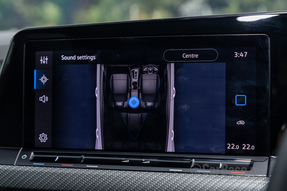 Volkswagen Golf Mk8 (2021) Interior