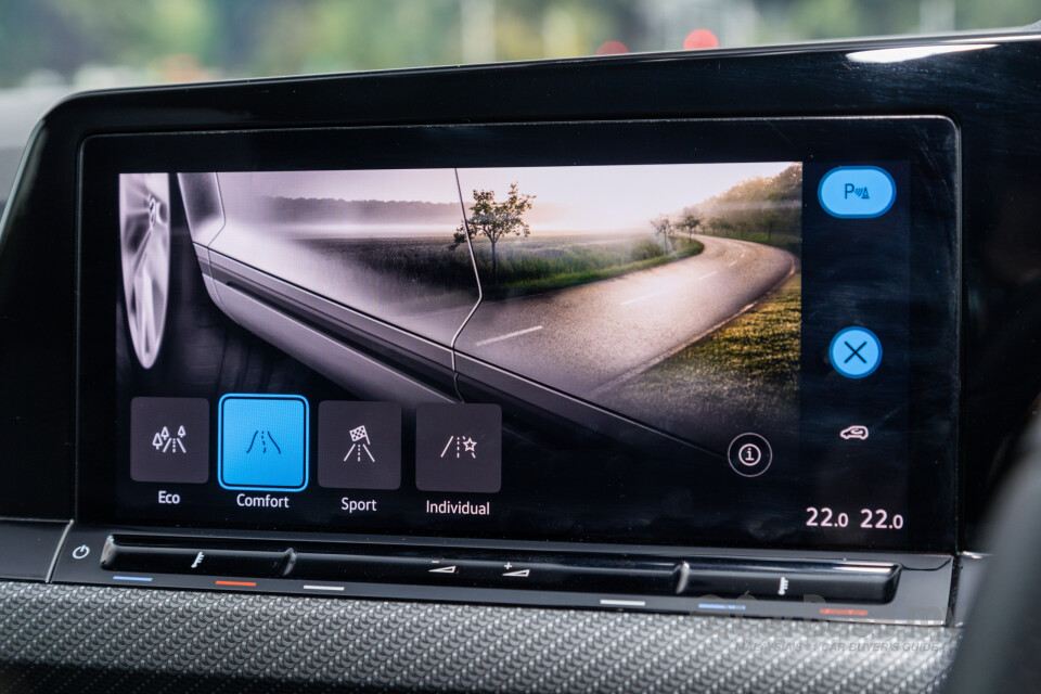 Volkswagen Golf Mk8 (2021) Interior
