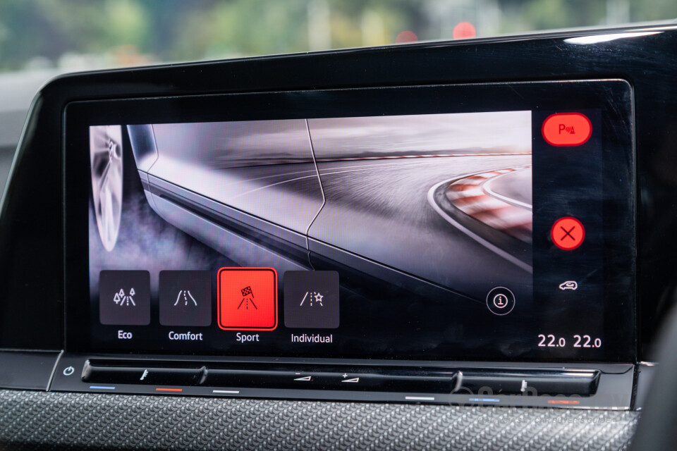 Volkswagen Golf Mk8 (2021) Interior