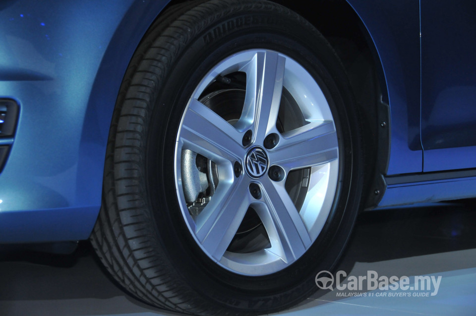 Volkswagen Golf Mk7 (2013) Exterior