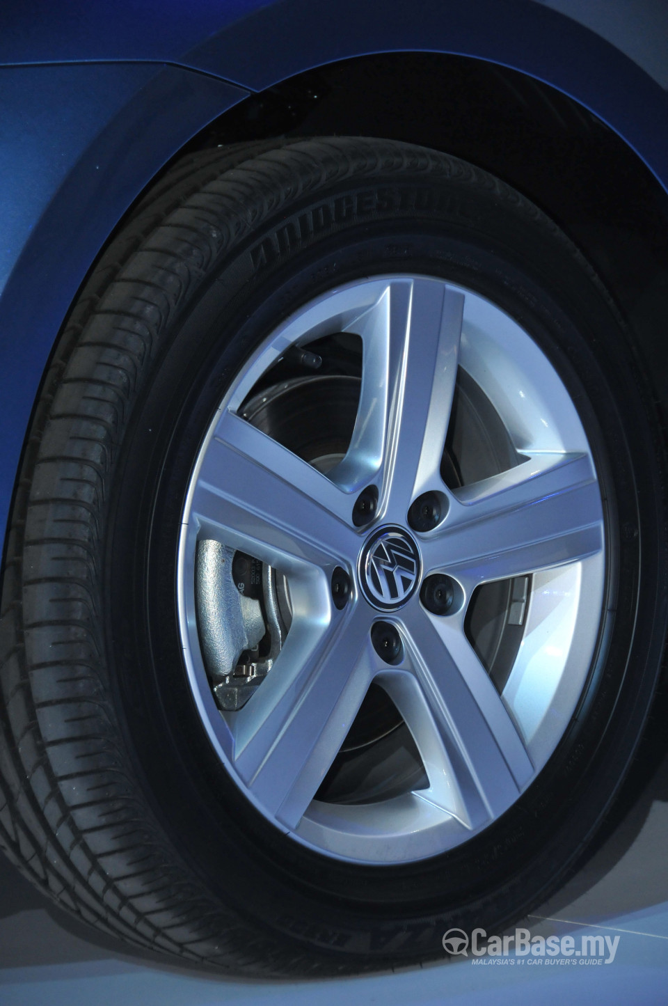 Volkswagen Golf Mk7 (2013) Exterior