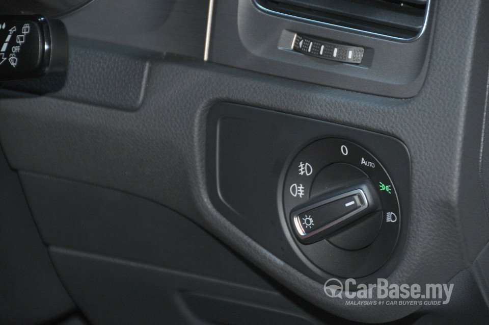Volkswagen Golf Mk7 (2013) Interior