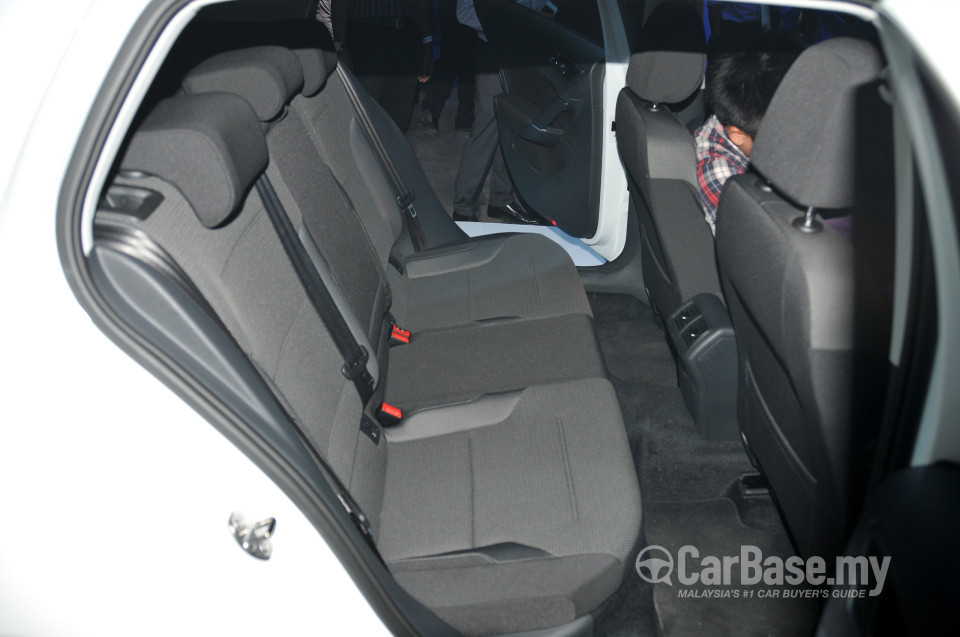 Volkswagen Golf Mk7 (2013) Interior