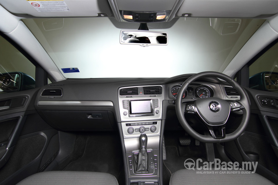 Volkswagen Golf Mk7 (2013) Interior