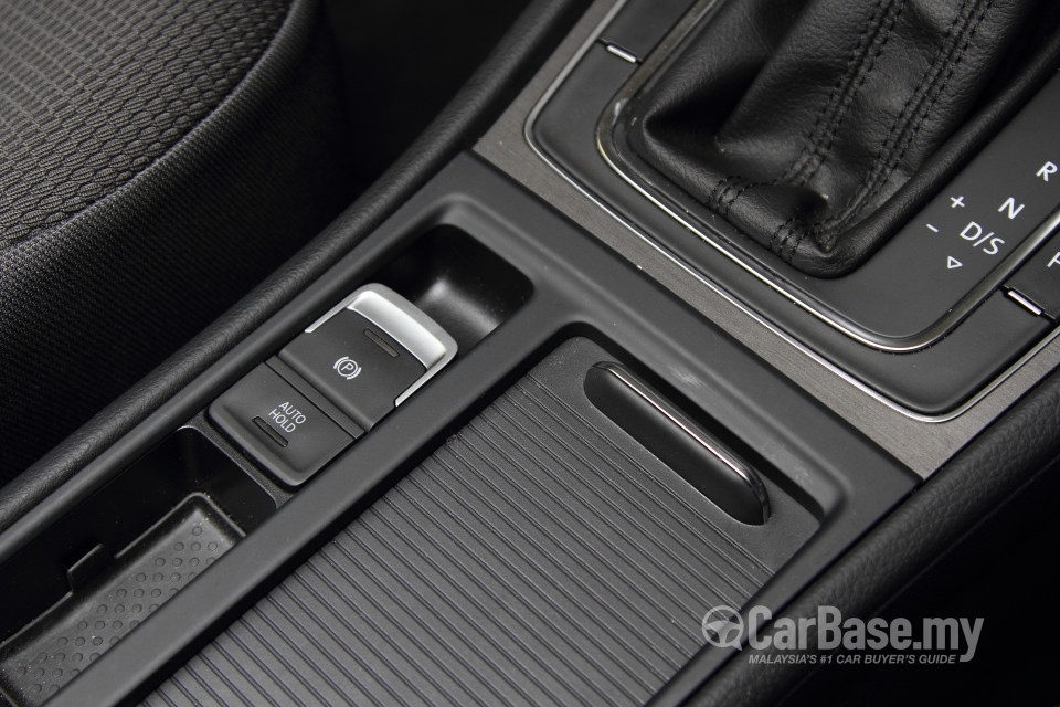 Volkswagen Golf Mk7 (2013) Interior
