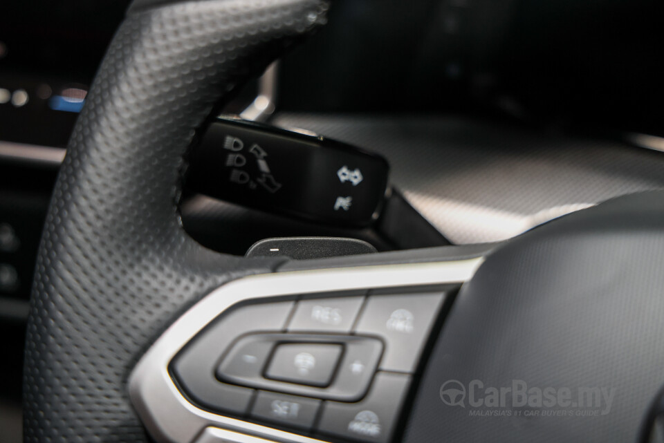 Volkswagen Golf Mk8.5 (2025) Interior