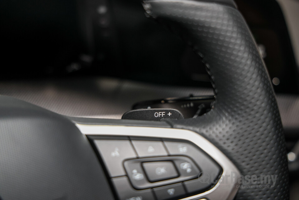Volkswagen Golf Mk8.5 (2025) Interior