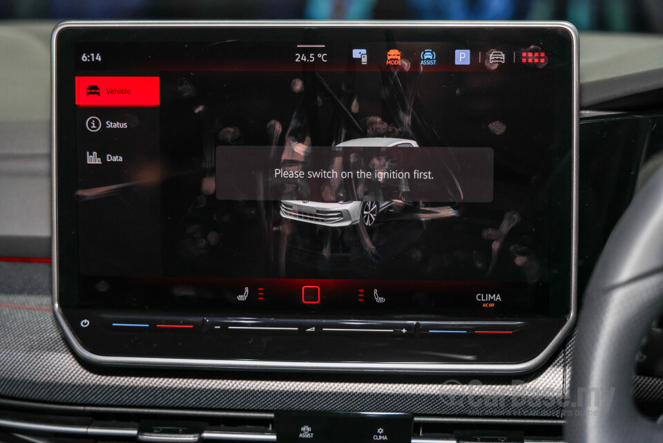 Volkswagen Golf Mk8.5 (2025) Interior