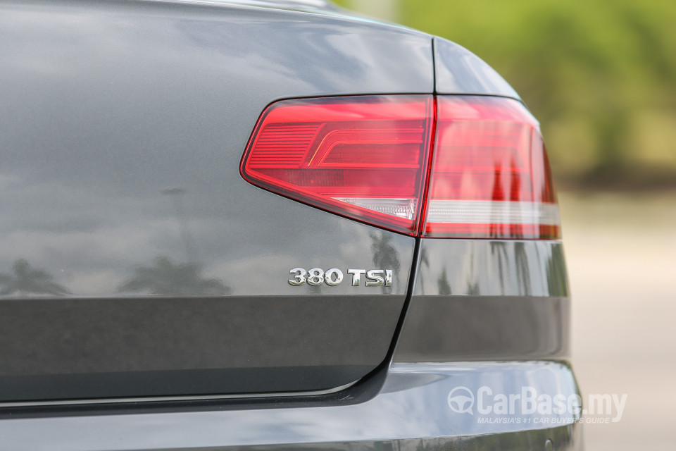 Volkswagen Passat B8 (2016) Exterior