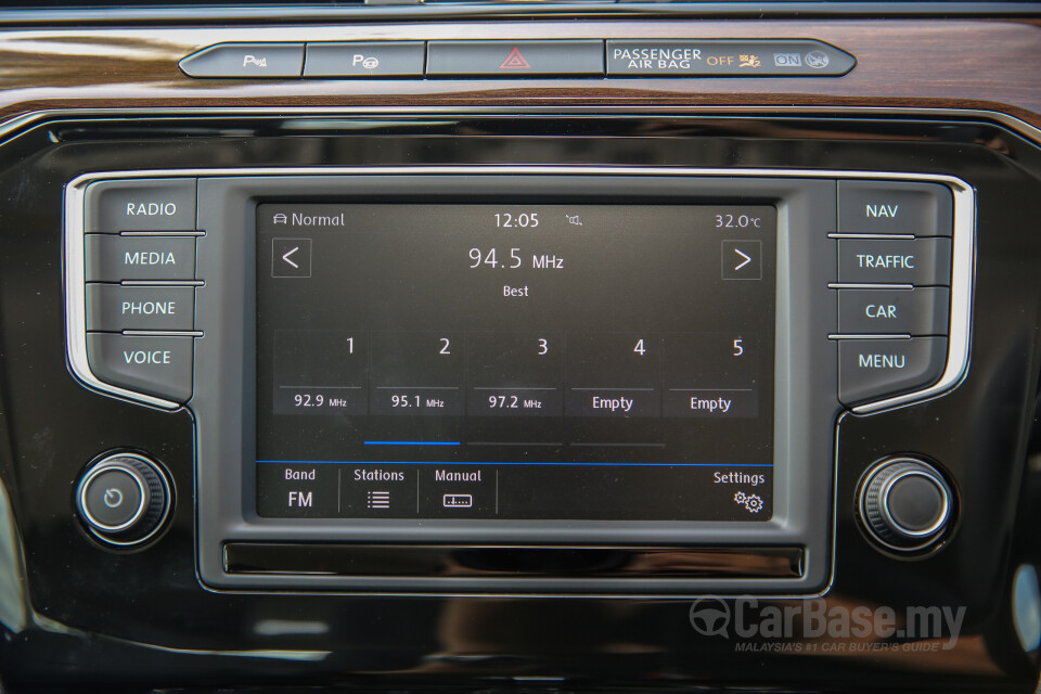 Nissan Navara D23 (2015) Interior