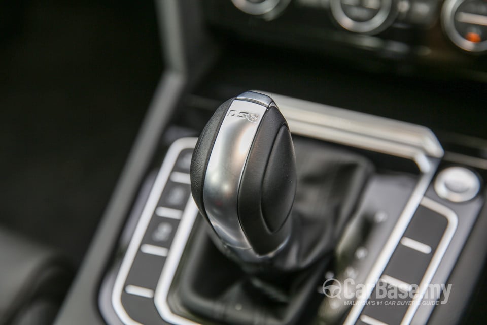 Volkswagen Passat B8 (2016) Interior