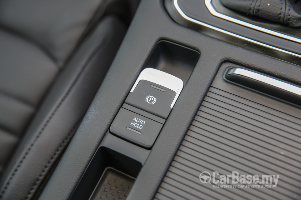 Volkswagen Passat B8 (2016) Interior