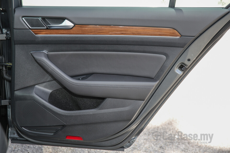 Nissan Navara D23 Facelift (2021) Interior