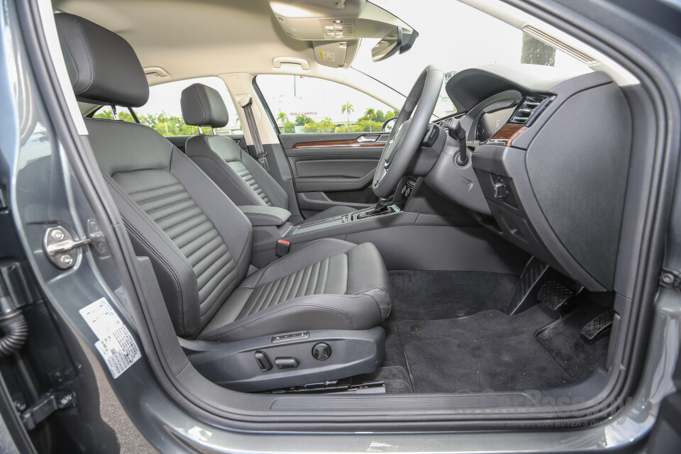 Mazda MX-5 ND (2015) Interior