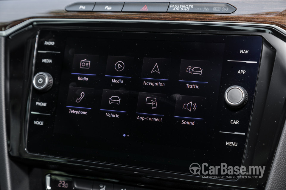 Volkswagen Passat B8 (2016) Interior