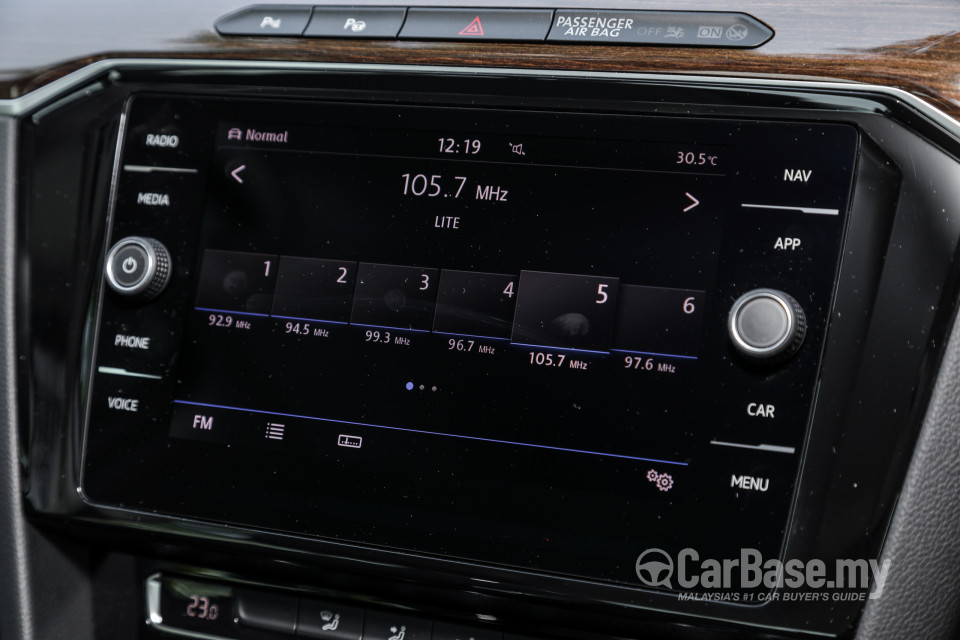 Volkswagen Passat B8 (2016) Interior