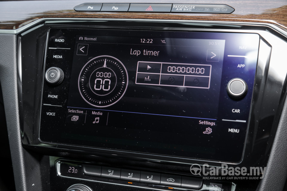 Volkswagen Passat B8 (2016) Interior