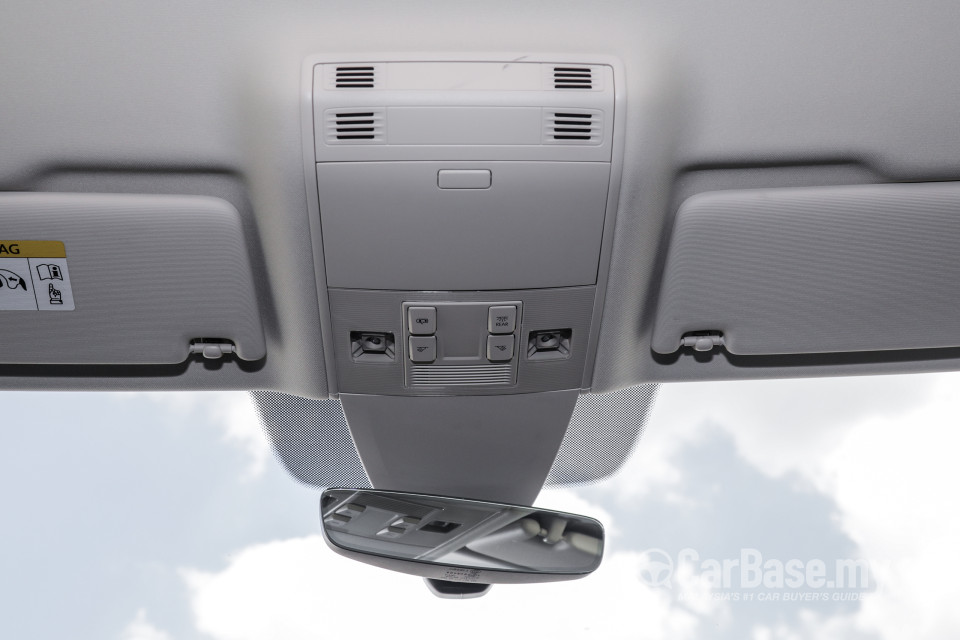 Volkswagen Passat B8 (2016) Interior