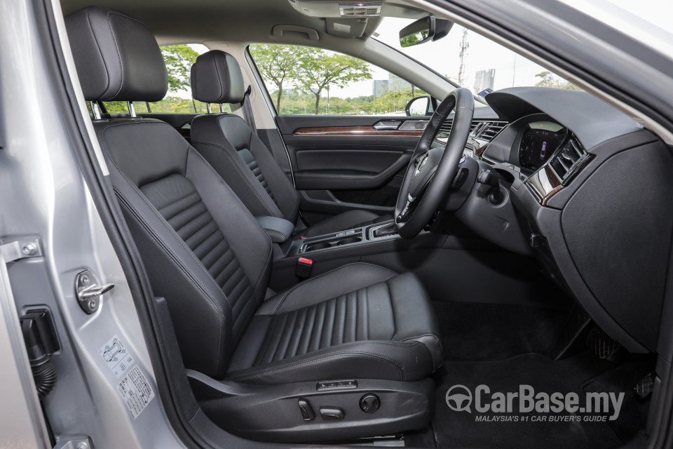 Volkswagen Passat B8 (2016) Interior