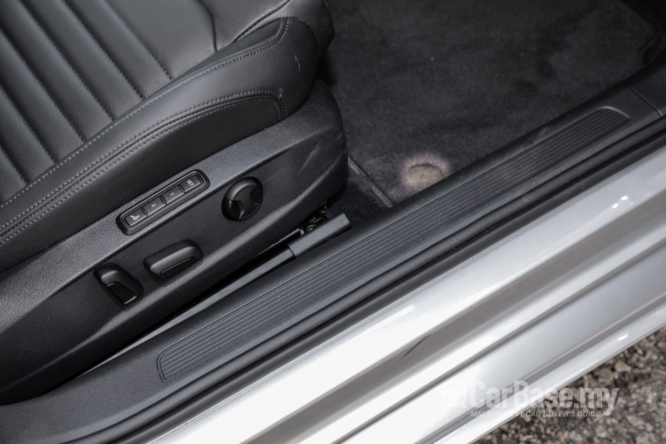 Volkswagen Passat B8 (2016) Interior
