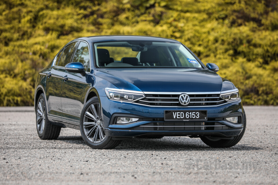 Volkswagen Touareg Mk2 (2010) Exterior